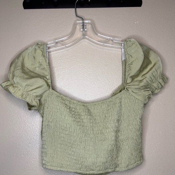 Princess Polly Juniors Austin Smocked Back Green Halter Top Size 4 - Picture 6 of 6